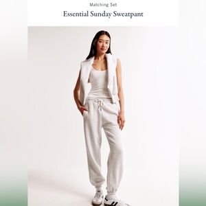 *MATCHING SET HOODIE + PANTS* Abercrombie Sunday tracksuit - cream/ beige M